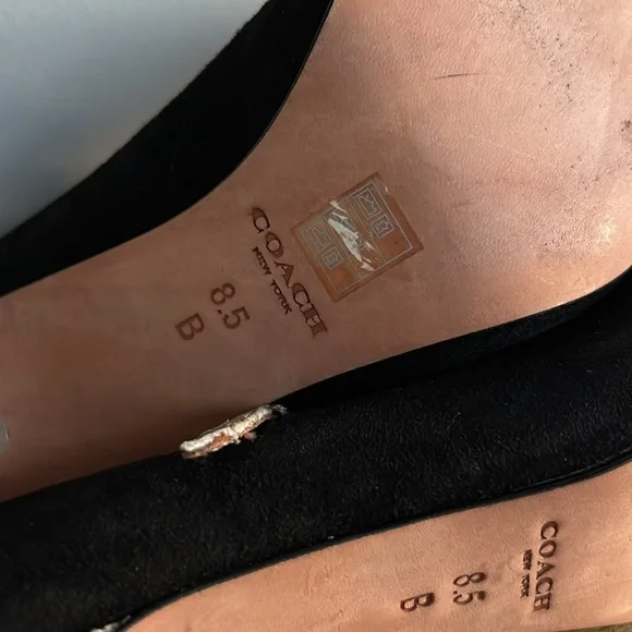 Coach Fulton Black Suede Snakeskin T-Strap Pointed Toe Stiletto Heels size 8.5 - Picture 8 of 9